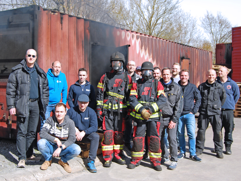 Gemeinsames Projekttreffen auf dem I.F.R.T.-Gelände (International Fire & Rescue Training) in Külsheim.